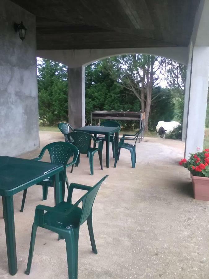 B&B Misatere Vallelonga Luaran gambar